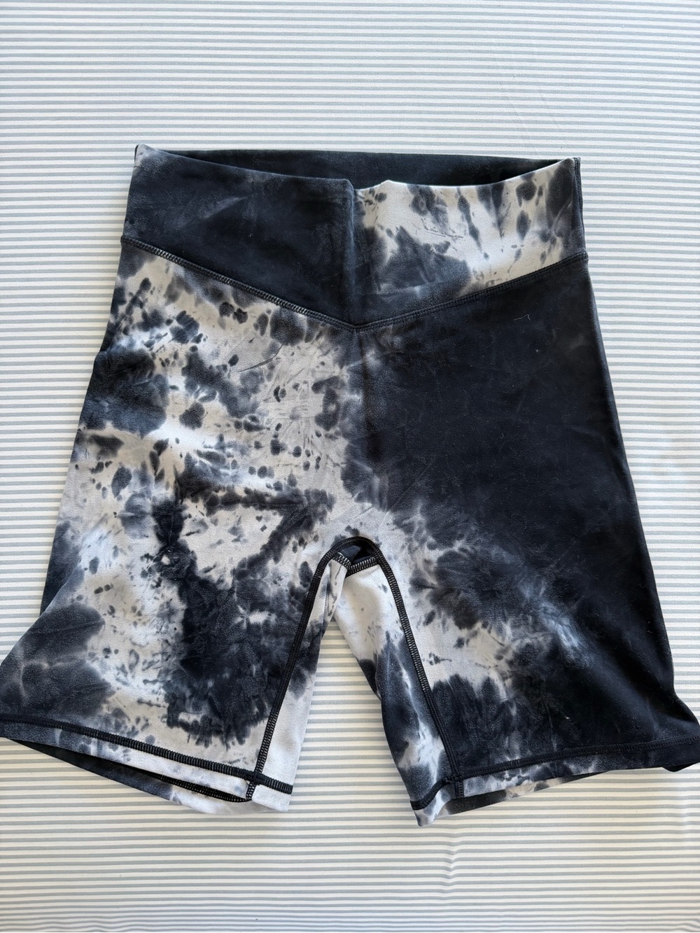 High-Waist Black & Gray Tie-Dye Bike Shorts